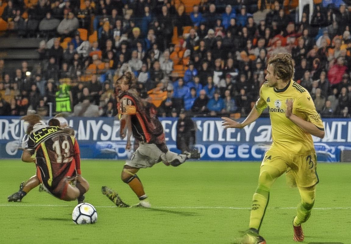 戈亚斯VS巴西国际：精彩对决回顾与赛后分析(图2)