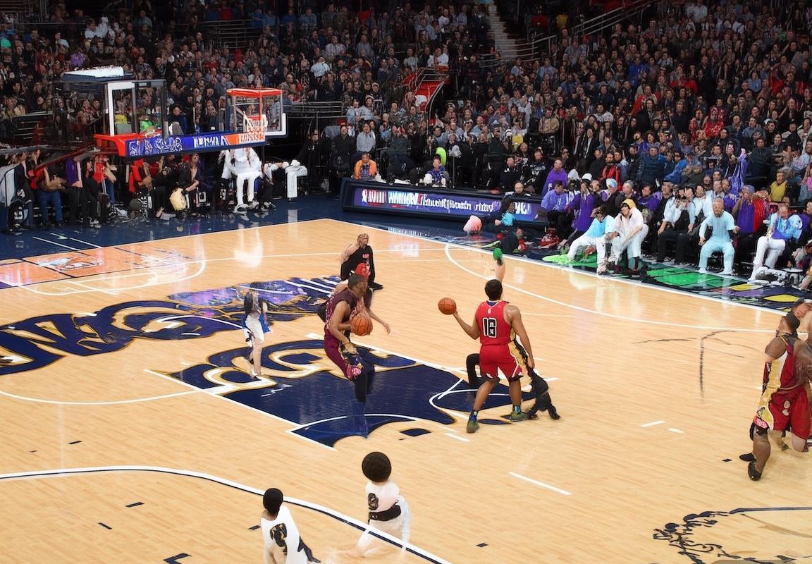 2018年NBA鹈鹕对森林狼巅峰对决：戴维斯与唐斯内线争霸战